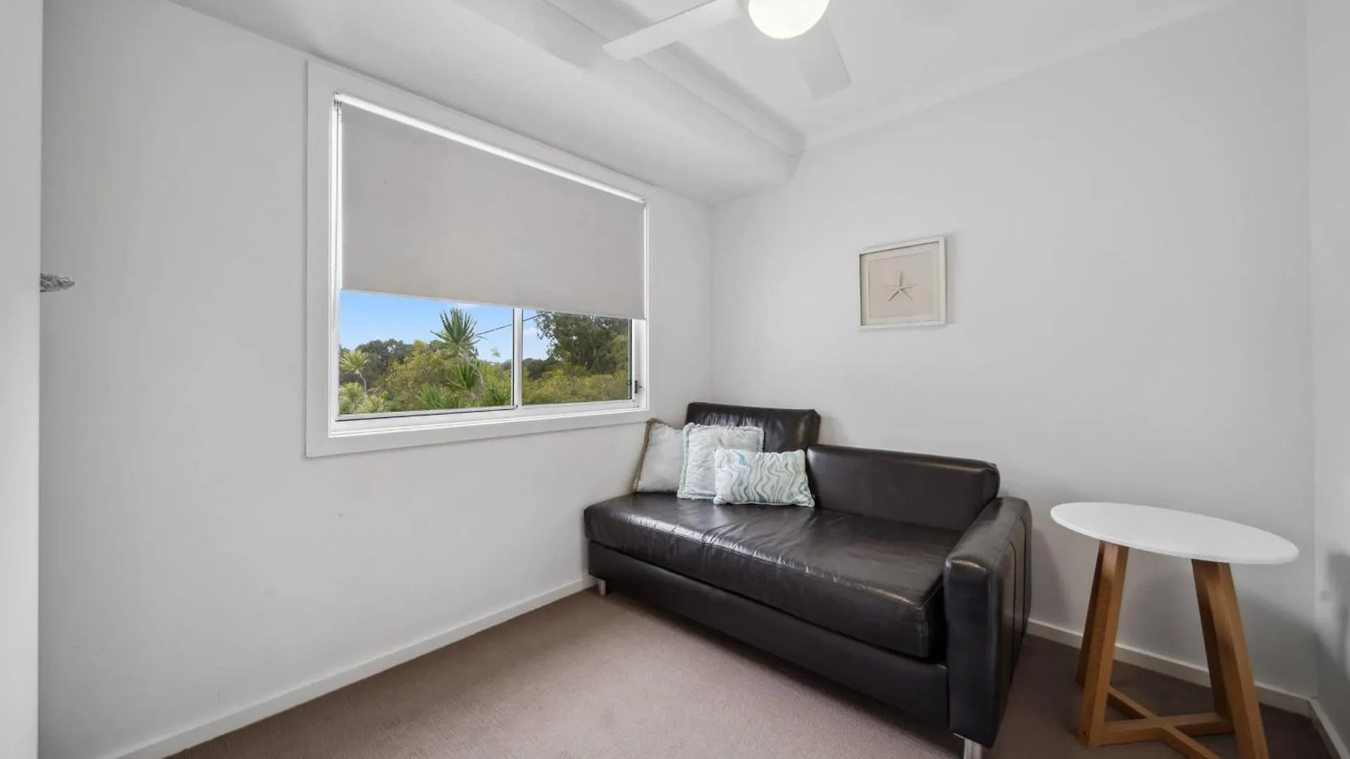 Tooway Beach House Walk To Beach & Pet-Friendly 칼론드라