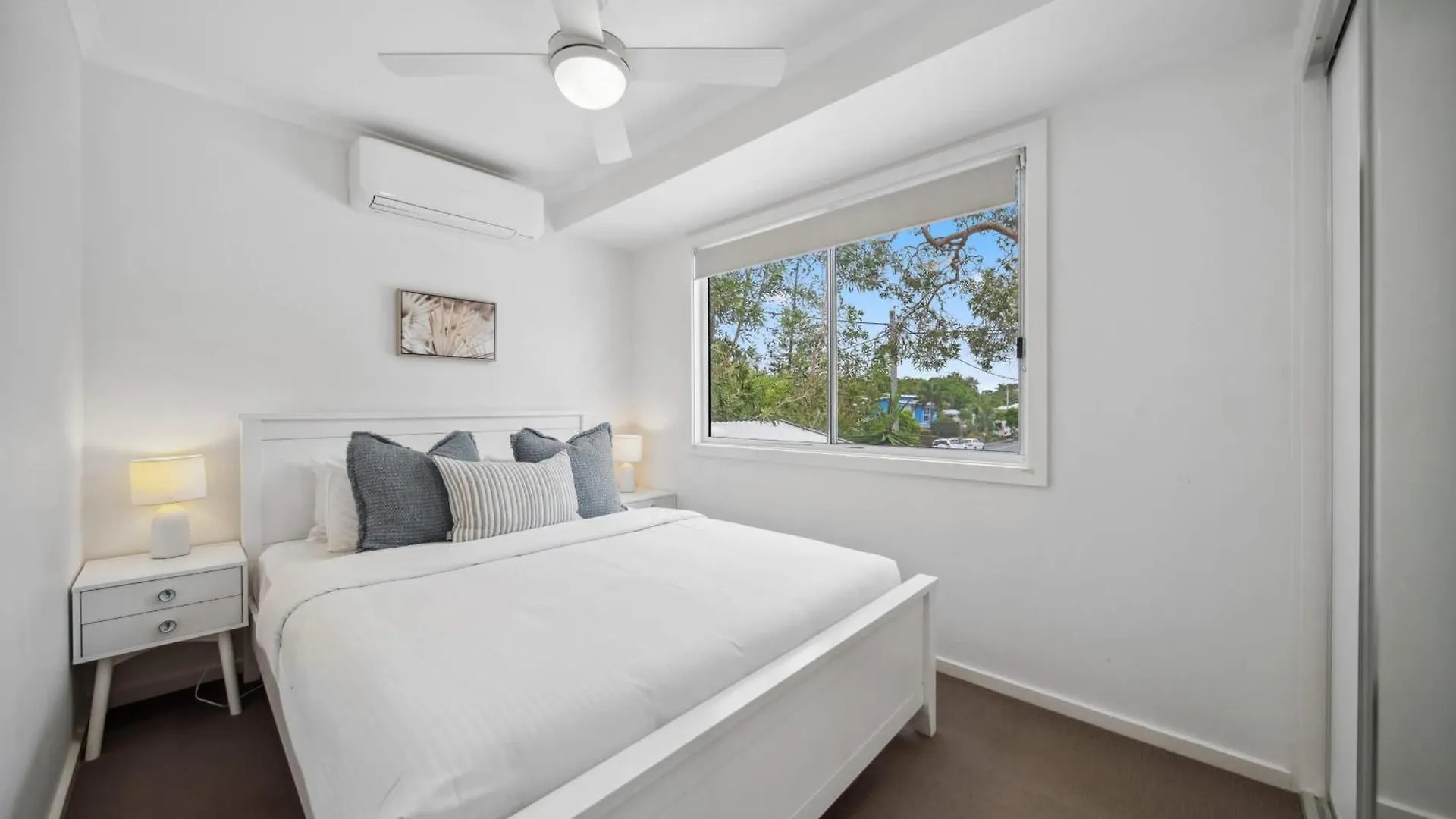 Tooway Beach House Walk To Beach & Pet-Friendly 칼론드라 펜션